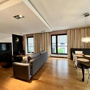 98m2 Oldtown Yacht Marina Apartament